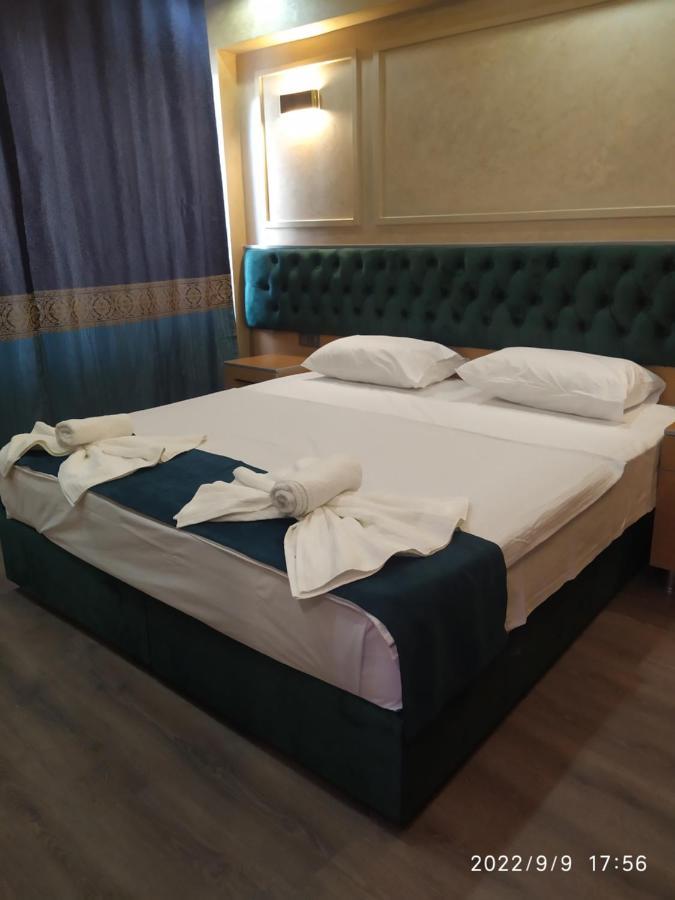 The Moss Hotel Istanboel Buitenkant foto